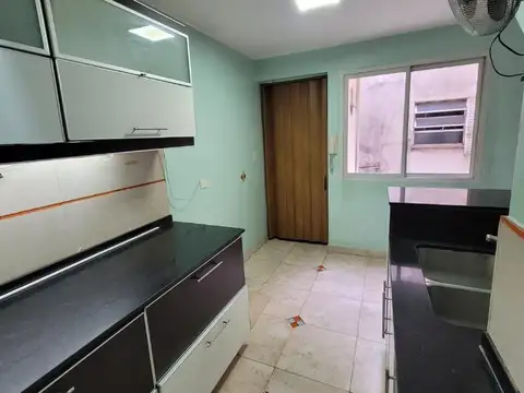Depto Tipo Casa 5 ambientes con 2 baños