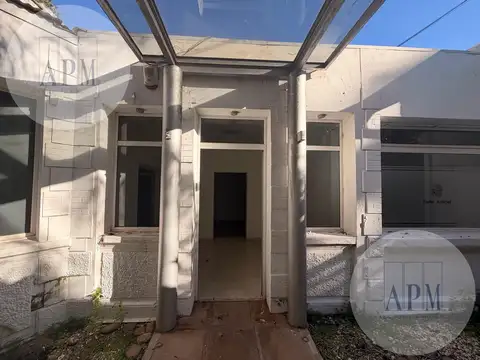 VENTA Y ALQUILER | PROPIEDAD EN ESQUINA ESTRATÉGICA – CENTRO DE POSADAS