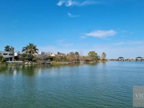 Casa en Alquiler Temporal en Santa Barbara, USD 4.500