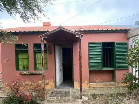 CASA EN VENTA - RIO GALLEGOS
