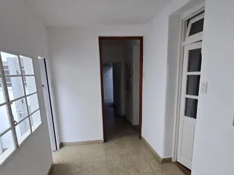 Pasaje Turin 3100, Piso PB