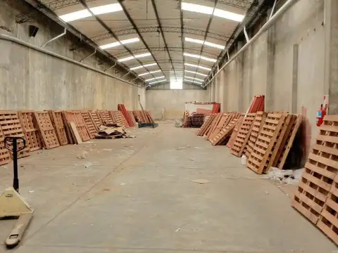 Galpon en Venta 10,23  mts Frente