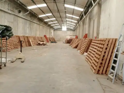 GALPON  ALQUILER  FLORESTA LOGISTICA  DEPOSITO INDUSTRIA   A PASOS AV. JUAN B. JUSTO  ACCESO OE...