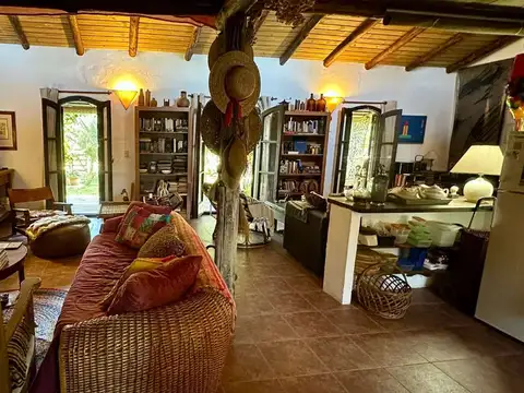 Venta Casa 1 Dormitorio Cuchilla Alta c/entrepiso