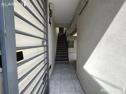 Departamento en Venta en Villa Luzuriaga, USD 42.000