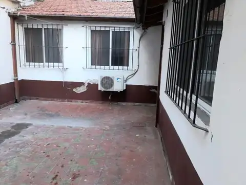 Depto Tipo Casa en Venta de 2 ambientes