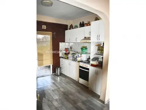 Casa 3 ambientes con 1 baño
