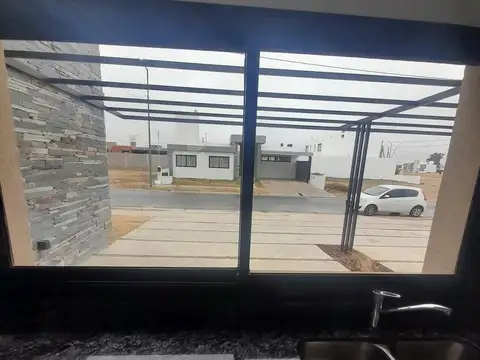 Casa en Alquiler A Estrenar