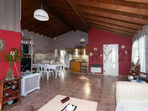 La Santa María , Piso 0