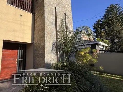 Casa en Venta en Ramos Mejía, USD 290.000