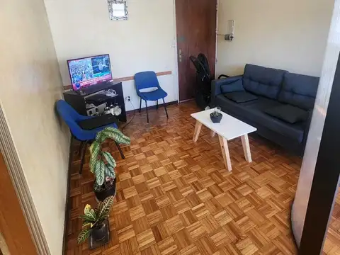 Departamento en Alquiler en Tribunales, $ 650.000