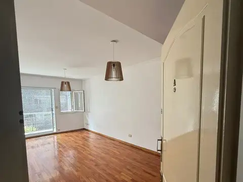 Gregorio Laferrere 1100, Piso 4