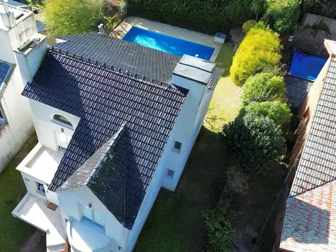 Casa en Venta en Villa Gesell, USD 350.000