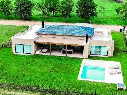 Alquiler Casa en Barrio Cerrado Tessalia  | VCO Propiedades