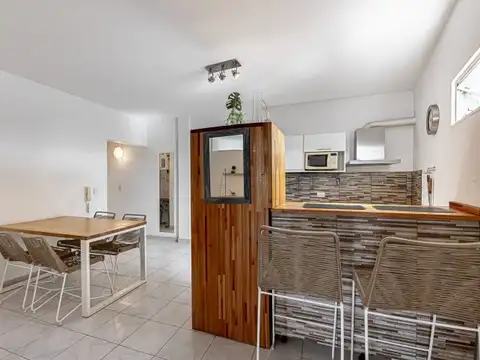 Piso alto - Monoambiente dividido -  Balcón - Palermo Soho