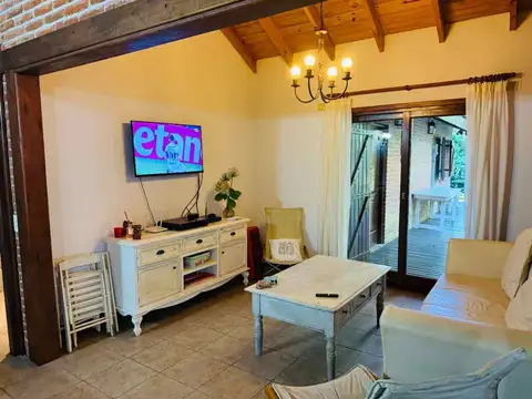 Casa en Venta en Carilo, USD 267.000