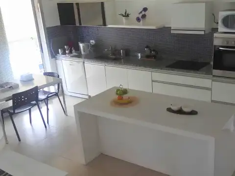 Departamento en Alquiler de 3 dormitorios