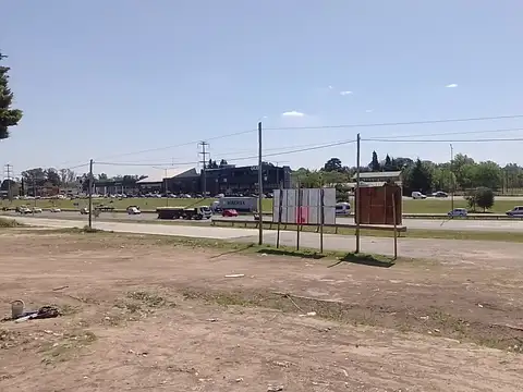 Avenida 12 De Octubre 4200