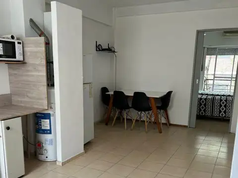 Venezuela 2800, Piso 2