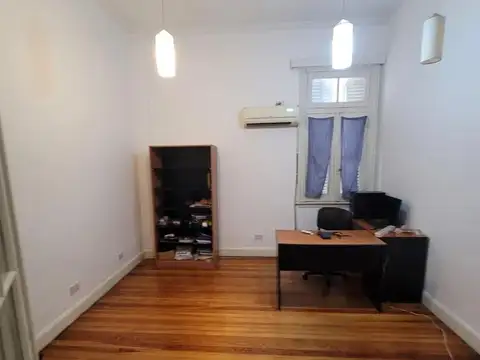 Departamento en Venta en Balvanera, USD 126.000