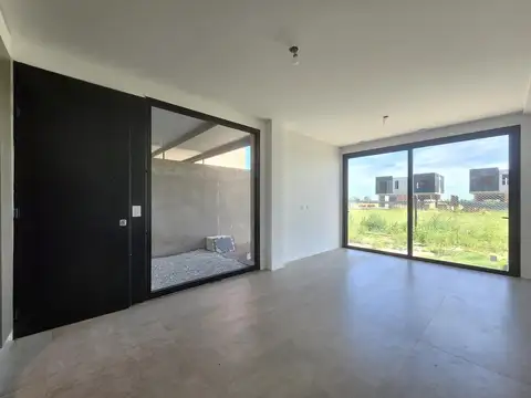 Casa en Venta en Funes Norte, USD 122.000