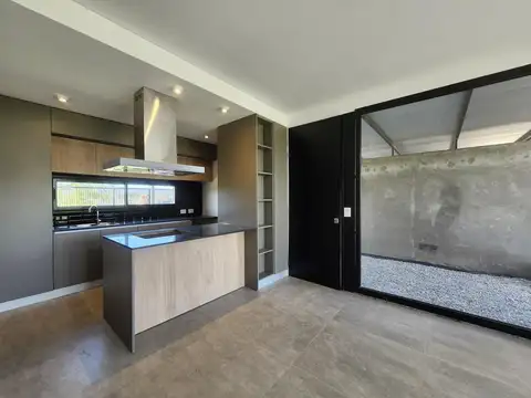 Suipacha y Caesar Juan