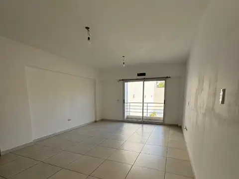 Departamento en Alquiler con 1 cochera
