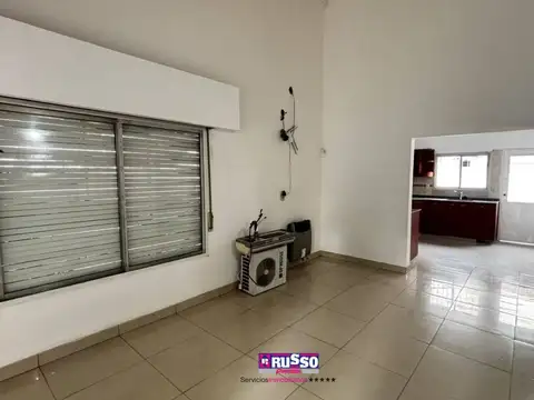 Depto Tipo Casa 3 ambientes con 1 baño