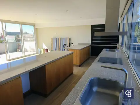 Depto Tipo Casa en Venta de 3 dormitorios