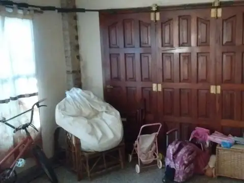 J De Andonaegui 2600