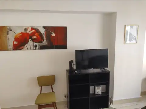 San Nicolas, Esmeralda 400, 1  amb y medio, 27m2, usd 650.000+ expensas e impuestos (alq min 3...
