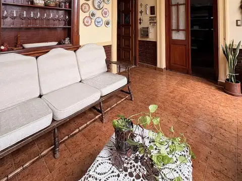 Casa en Venta en Tiro Suizo, USD 260.000