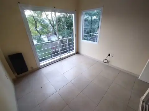 RAUCH 100, Piso 1