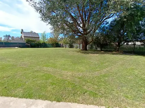 Casa en Venta con 5 cocheras