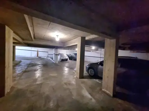 VENTA COCHERA EN EDIFICIO EN CENTRO SAN FERNANDO