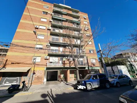 VENTA COCHERA EN EDIFICIO EN CENTRO SAN FERNANDO