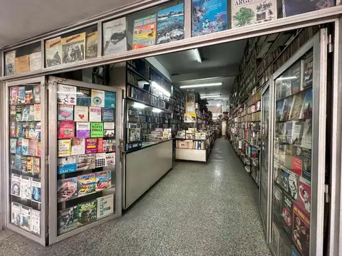 Local en Alquiler en Flores, $ 1.800.000