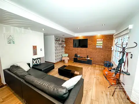 Casa en Venta en Granadero Baigorria, USD 195.000