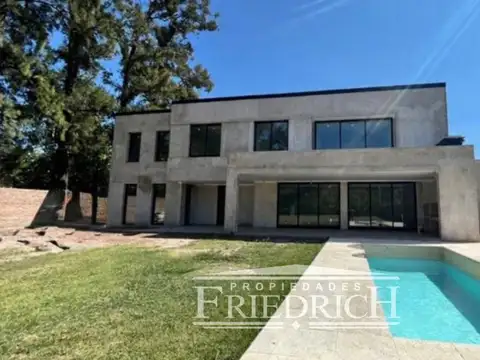 CASA EN VENTA  - LA REJA  - MORENO