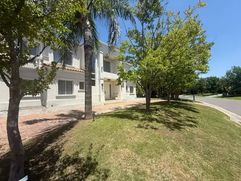 Casa en Alquiler Temporal de 5 dormitorios