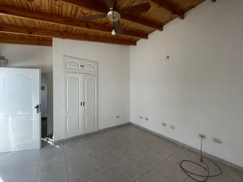Depto Tipo Casa en Alquiler de 1 dormitorio