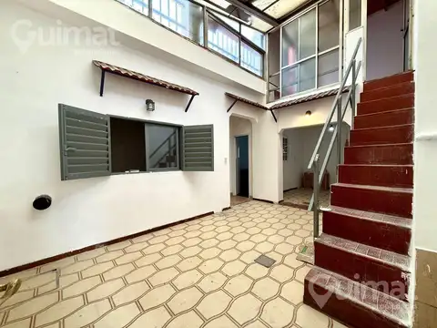 Depto Tipo Casa en Alquiler de 3 ambientes