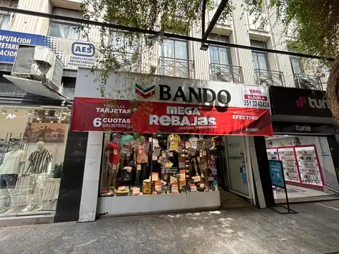 Local en alquiler en la esquina de San Martín y 9 de Julio