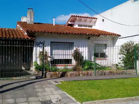 CHALET CLASICO EN EXCELENTE ESTADO