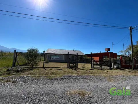 Venta casa con pileta en "Ampliación El Mollar II"