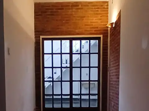 Depto Tipo Casa 2 ambientes con 1 baño