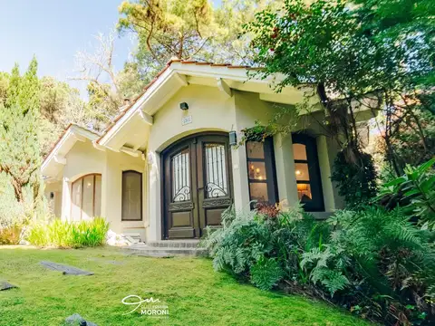 RESERVADA | Rey del Bosque e/ Cedro y Cerezo, Cariló