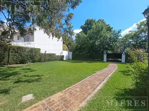 Casa en alquiler temporario en De Vicenzo Grande