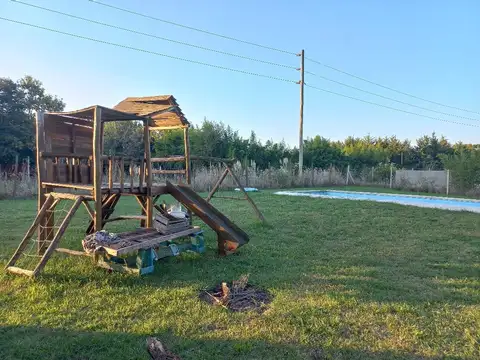 Casa con Pileta en Exaltacion de la Cruz - APTA CREDITO