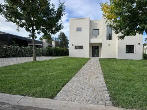 Casa en venta en barrio San Matías Entrega Mayo 2026